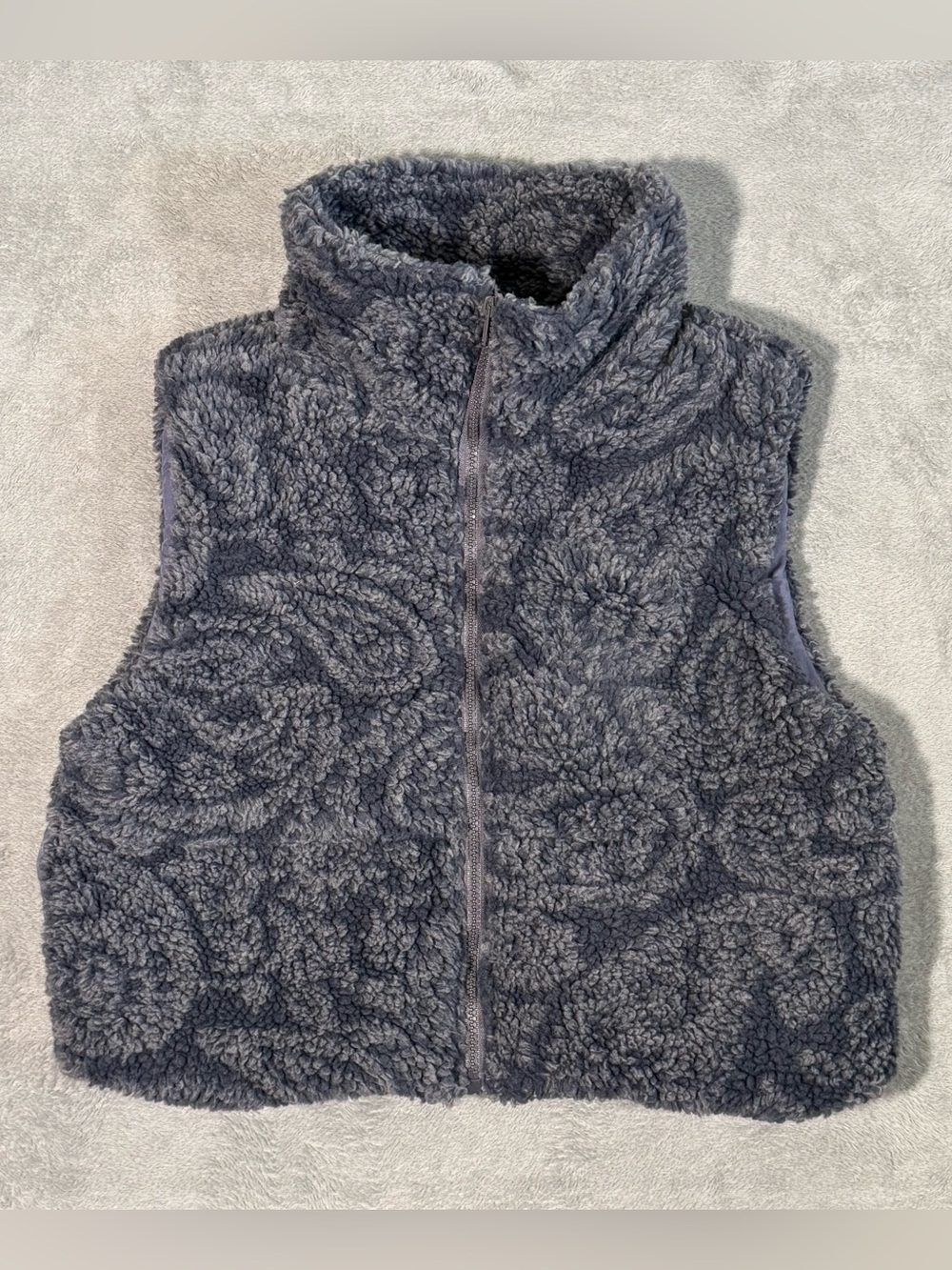 BaVely Womens M Gray Paisley Sherpa Fleece Vest Full Zip High Neck NEW Boho